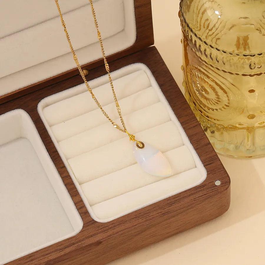 Simple Style Commute Oval 304 Stainless Steel 18K Gold Plated Plating Pendant Necklace